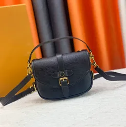 新しい女性ショルダーバッグデザイナーハンドバッグ女性向けの高品質の本物の革ハンドバッグ高級ブランドの波形小さなサドルバッグ財布