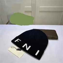 Designer marca masculina de luxo gorro feminino outono e inverno nova f-letra moda tendência retro ao ar livre quente mantendo a necessidade t0zh