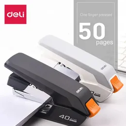 STAPLERS DELI Labor-Saving Stapler Office levererar Student Special Mini Small Stapler Standard Multi-Function Practical Stapler 231027