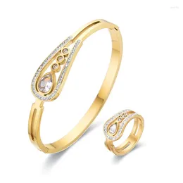 Bröllopsringar Fysara Rostfritt stål Guldfärg Glitter Bangles Water Drop Zircon Wrist Armband för kvinnor Håliga ut smycken Festival