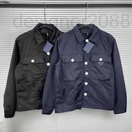 Designer Mens Jacket Invertered Triangle Badge med dubbla fickor på bröstet och stående krage Mens Coat Casual Outdoor Thermal Jacket Windbreaker Jackets Top X7NB