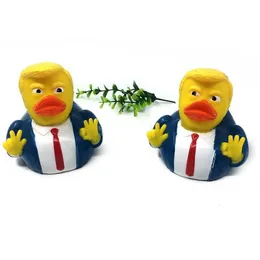 Creativo PVC Trump Ducks Bomboniera Bagno Galleggiante Acqua Giocattolo Forniture per feste Giocattoli divertenti Regalo di compleanno festivo