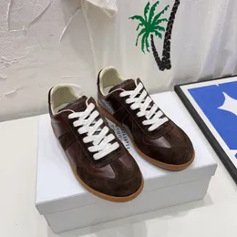 Maisons Margielaitys Calfskin Çoğaltma MM6 Kesi Günlük Ayakkabılar Erkek Eğitmenleri Turuncu Zapatos Beyaz Skate Kadın Spor Kabalıklar 4907 6 8996