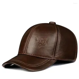 Berets 2023 Winter Man Genine Leather Caps Caps ذكر حزام البقر البقر غير الرسمي حزام أذن دافئ 56-60 قبعات طيران سبروت القابلة للتعديل