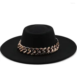 Berets Luxo Ampla Brim Grosso Cadeia de Ouro Fascinator Bege Chapéus para Homens Mulheres Top Fedora Sombrero Hombre