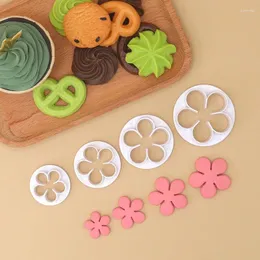 Stampi da forno 4 pz/set Plum Blossom Stampo per biscotti Decorazione di una torta Stantuffo Taglierina per fondente Biscotti Stampo per pasticceria Accessori per dolci da cucina