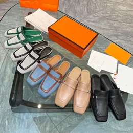 10a designers platta loafers tofflor kvinnor skor loro lägenheter klänning sko fabrikskoskor sommar charms gå mocka aprikos läder casual slip