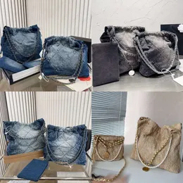 CC Bag 22 Designer de jeans Grand ombro para compras Tote Viagem Mulher Sling Bolsa mais cara com cadeia de prata Gabrielle Quiltedr