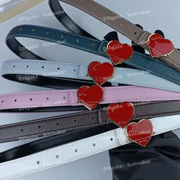 Cintura di moda per donna Cintura di design Lettera di lusso Amore Fibbia liscia Cinture in vera pelle Abito formale da donna Jeans Cintura sottile Larghezza 2,5 cm