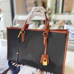 Sac fourre-tout de luxe en cuir, sac de Shopping de marque de styliste 1:1, sangle matérielle originale, longue bandoulière