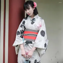 Etnisk kläder kvinnlig traditionell kimono imitation linne formell slitage yukata krysantemum längd 135 cm