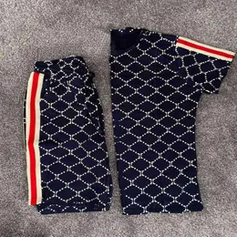 Mens Fashion Summer Suit Casual Tracksuits Classic Letter Pattern Print Men 's Sleeve Shorts Men Tops Boys Tees 4 Col254V