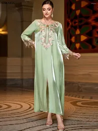 Vêtements ethniques Sisakia Mode Kaftan Robe Marocaine Chic Solide Dentelle Bande À Manches Longues Col En V Élégant Casual Abayah Pour Femmes 2023 Dubaï