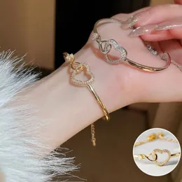Bangle Rhinestone Hollow Zircon Heart Open Armband Gift Love Women's Jewelry Copper Bangles
