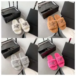 Designers One Step Slippers Womens New Lazy Peoples Wool Slippers Flat Bottom Open Toe Lamb Wool Soft Bottom Slippers