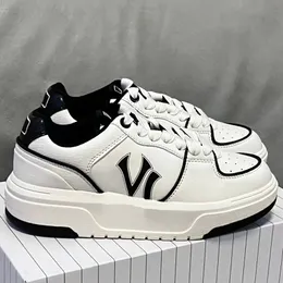 Designer Casual Shoes Low Men Womens Senior Shoes Running Sports Chunky Liner Shoe Platform Triple Whote Shadow 1 Spruce Aura Pale Ivory Washed Coral Sports Sneakers