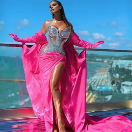 Vestido de noite Yousef aljasmi Kendal Jenner Vestido feminino Kim Kardashian Sereia Rosa Querida Apliques de penas douradas303r