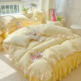 Zestawy pościeli koreańskie dla dziewcząt stały kolor księżniczki kołdra okładka spódnica mody mody łóżka poduszki dekoracje sypialnia 231030