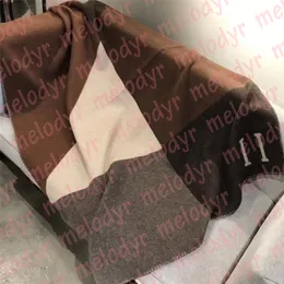 Kontrast kolorowy koc jesienna zimowa wełna litera dywan drukowana na zewnątrz wiatrowoodporne koce szalowe luksusowe designerskie sofy kaszmirowy koc