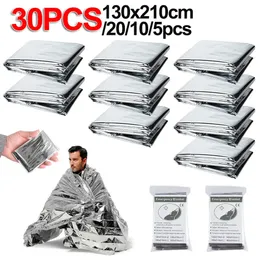 الأدوات الخارجية 5 10 20 30pcs قابلة للطي بطانية الطوارئ شجاعة Silver Foil Survival Servival Servival Legres Therming Therming 231030