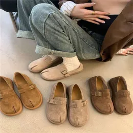 Sola plana único sapato infantil outono e inverno 2023 novos sapatos bucken com tudo incluído casuais sapatos femininos de um pé