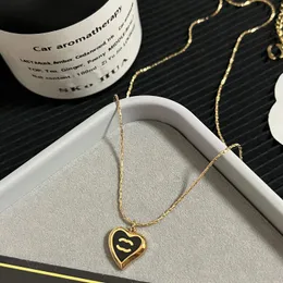 Siyah Kalp Lüks Kolye Kolye Butik Tasarımcı Hediye Kolye Sonbahar Kadın Aşk Takı Mücevher Uzun Zincir Noel Romantik Muhteşem Zincir Kolye