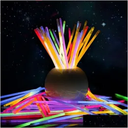 Inne imprezy imprezowe zapasy Glow Sticks Bracelets Naszyjniki Rave Neon MTI Kolor Flashing Light Stick Fiesta Concert Dance Fest Dh5wv