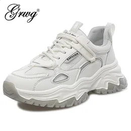 Sapatos de vestido GRWG Genuíno Couro Mulheres Chunky Sneakers Primavera Casual Grosso Fundo Vulcanizado Senhoras Respirável Malha Sneaker Feminino 231030