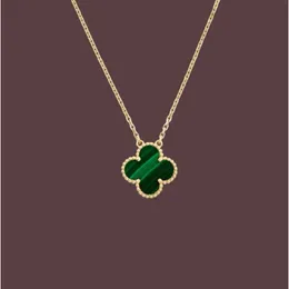 Fashion Pendant Necklaces for women Elegant 4/Four Leaf Clover locket Necklace Highly Quality Choker chains Designer Jewelry 18K Plated gold girls Gift4