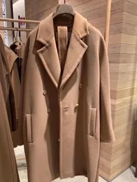 Cappotto da donna in misto lana Baiocco MAX 80% pelo di cammello 20% pelo di pecora Cappotto da donna classico medio con doppia fila di bottoni 231031