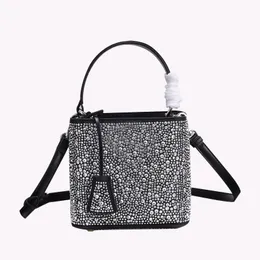 Nylon hobo hertigese bling crystal designer hink väska kvinnor designer axelväskor vintage crossbody väska lyx tote handväska casual mode kvinna kors kropp handväska