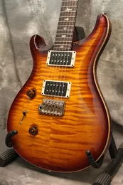 Vendita calda chitarra elettrica di buona qualità NUOVISSIMA 2012 CUSTOM 24 GOLD BURST - LEFTY - Strumenti musicali