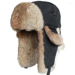 ベレーツファーボンバーハットメンメンズウィンターロシアの雪キャップとイヤーフラップ厚い温かいトラッパーUshanka