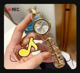 Orologio da donna di alta qualità modello top di piccole dimensioni Orologio a tre aghi Semplice quadrante scheletrato Orologio da donna Cinturino in acciaio inossidabile Movimento al quarzo di lusso Orologi in oro rosa argento