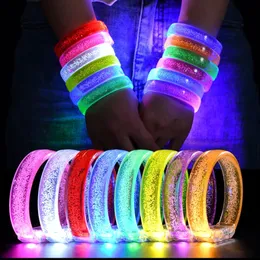 LED RAVE TOY 10/20/30/50 PCS LED Glow Bracetes Wristbands Glow in the Dark Party Supplies Neon Light Up Up Bracelet Toys Wedding Party Decor 231030