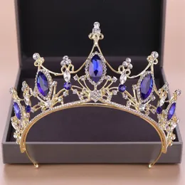 2021 Gold Princess Headwear Chic Bridal Tiaras Excessories مذهلة بلورات اللؤلؤ الزفاف Tiaras و Crowns 121510313y