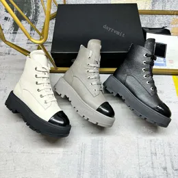 Designer Boots Calfskin Boot Ankle Boot Motorcykelstövlar Läder Martin Booties Platform Beige Black Military Booties Buckle Casual Shoes Fashion Dayremit