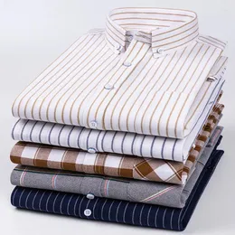 Camisas casuais masculinas puro algodão oxford xadrez vestido camisa para homens manga longa remendo frontal bolso regular-ajuste botão-para baixo trabalho