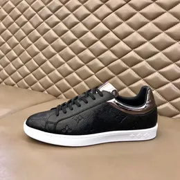 LUXEMBURGO SNEAKER Preto Branco Sapatos Casuais bicolor Perfurado bezerro sapatos de couro Sola de Borracha Mens Designers Sneakers 03