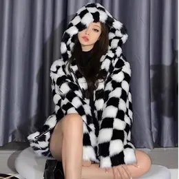 Womens Fur Faux Chic Woman Winter Furry Checkerboard Bomber Jacket Fox Black White Plaids Hooded Coat Flocking Cardigan Fleece Tops 231031