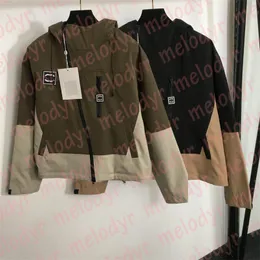 Contrast Color Windbreaker Letter Print Hooded Jackts Outdoor Short Style Windproof Coat for Women Streetwear Climb Jacket