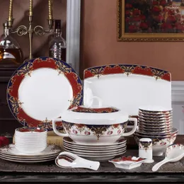Zestawy naczyń stołowych Ceramiczne małe luksusowe potrawy i miski z kości China Combination Zestaw stolików Europejski danie na danie domowe prezent domowy