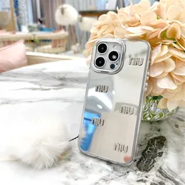 Designer Mirror Phone Case MM iPhone 15 Plus 14 Promax 13 12 Promax 11 Xsmax XR Fashion Phonecover Hairball Pendant gratis