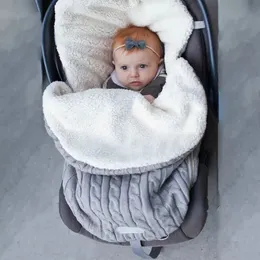 Śpiwory Urodzone dla dziecka śpiwory zimowe wózek koc stóp grube miękkie ciepłe dzianinowe szydełkowe wełna wełnę niemowlęta worka snu 231031