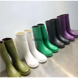Designer-Regenstiefel, Damenstiefel, Channellies-Stiefel, CCLYS, schwarzer Rev-Gummistiefel, PVC-Regenstiefel, Aussehen, Burst-Watch-Obermaterial, grün-weißer Fuß, weiche, schlanke Wasserschuhe