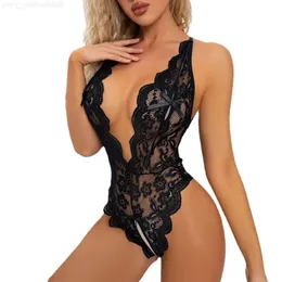 2023 Hot Selling Factory Price Sexig underkläder Bodysuit Erotisk sexig underkläder för kvinnor Svart tunna stickade unga damkläder