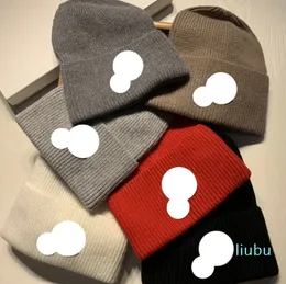 Gorro de mujer bordado con doble insignia, gorro cálido con bola de pelo para hombre, gorro de invierno cálido