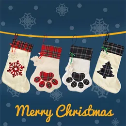 Hund Paw Christmas Stocking Large Hanging Red Plaid och White Sock 15,8 x 11,8 "Xmas Tree Ornament Candy Presentväska för Holiday Pisplace Decoration Accessory