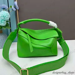 Toppkvalitet full kalv läder mjuk kvalitet lyxiga designer väskor crossbody väska lyxiga handväskor tygväska lyxväska grön väska lyxiga designer väskor ryggsäck 231031