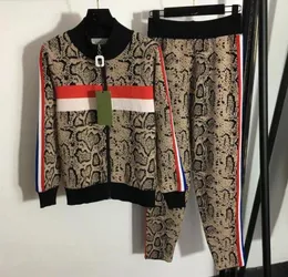 Designer Womens Tracksuits Terry Sweater Padrão GGity Carta Tops Camisas Corredores Terno Moda Tracksuit Jumpers Calças